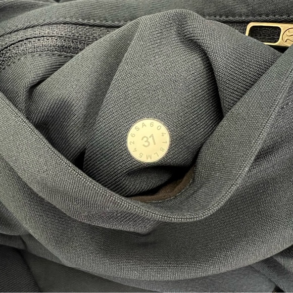 Lululemon ABC Pant Navy - Picture 12 of 15